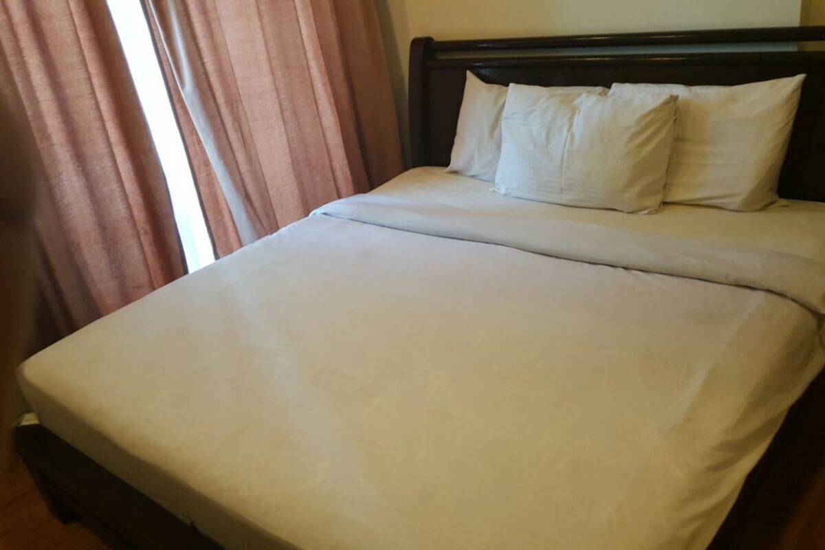 Studio | Tallelokero huoneessa, työpöytä, silitysrauta/-lauta, ilmainen Wi-Fi