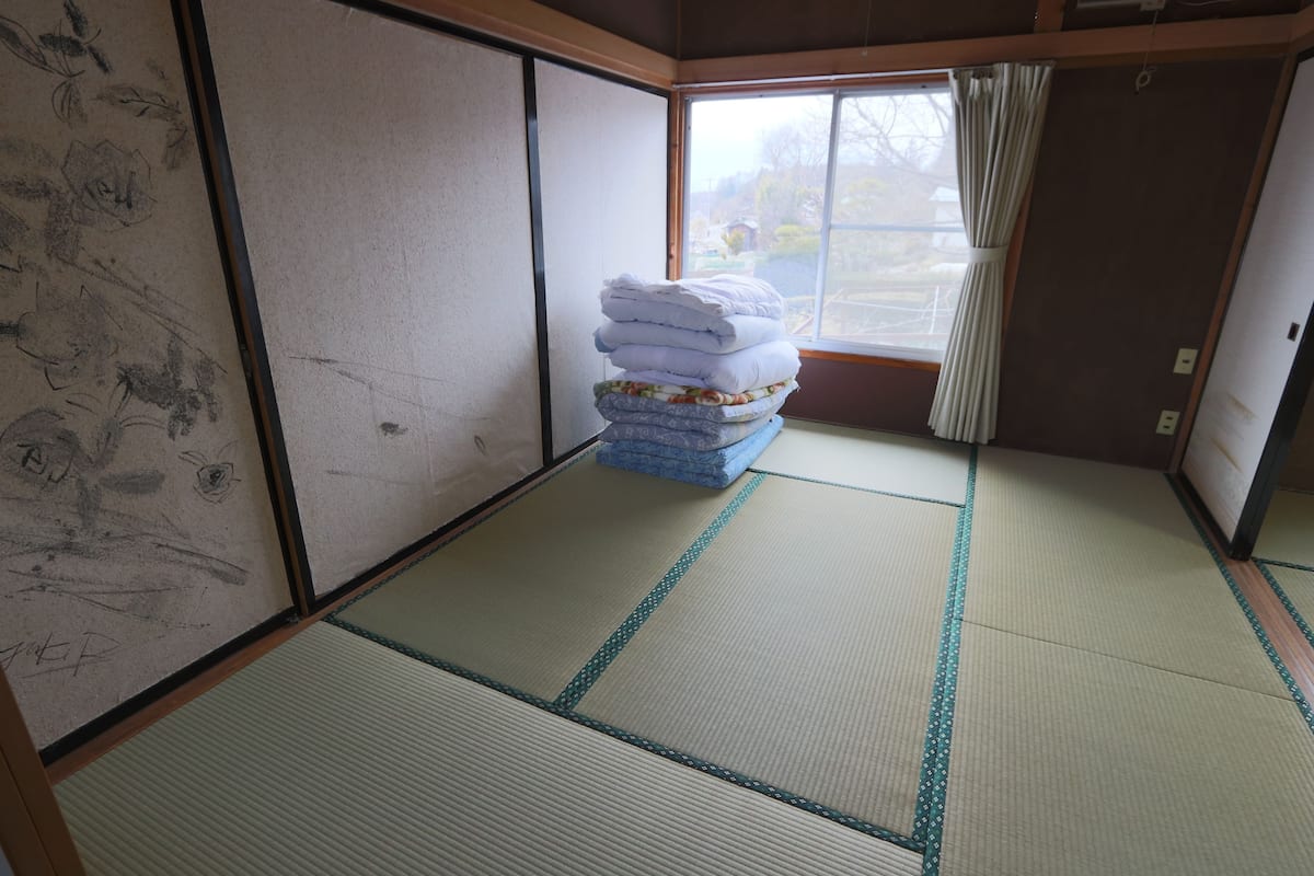 Mix Dormitory, Age 12+ Only | WiFi (free)