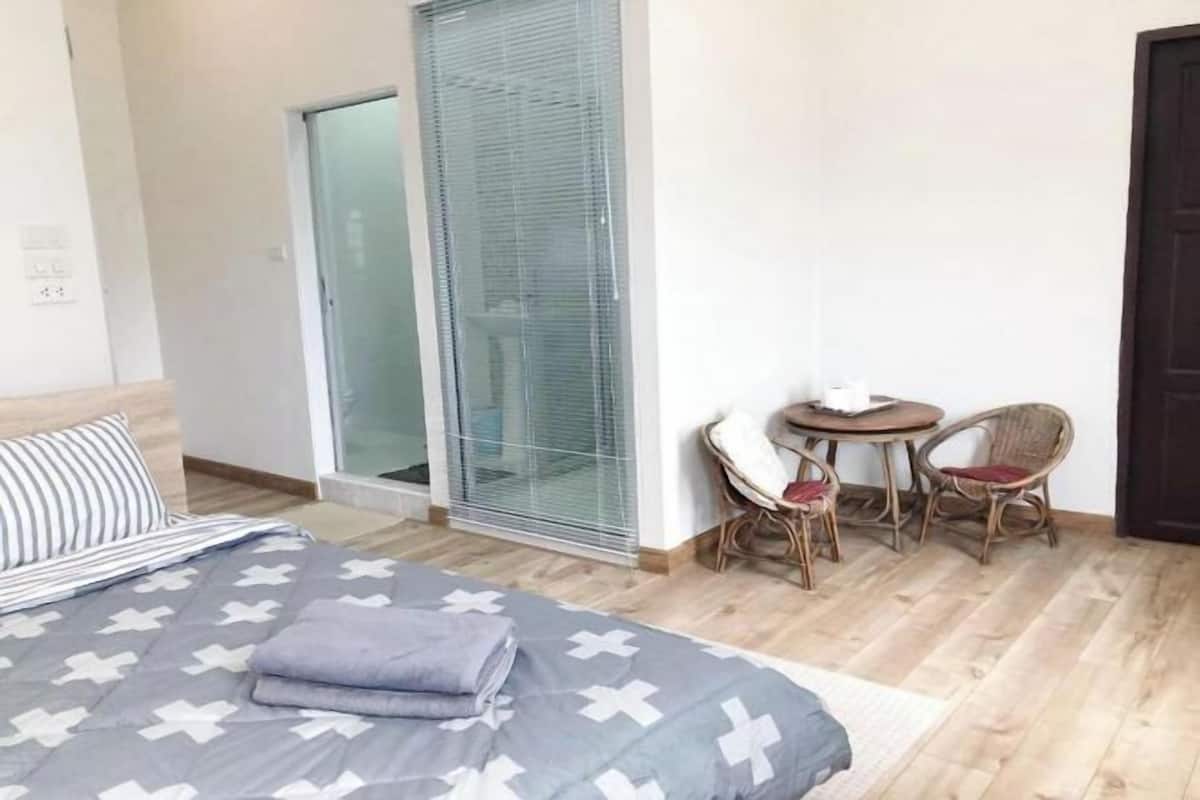 Minibar, bureau, chambres insonorisées, Wi-Fi gratuit