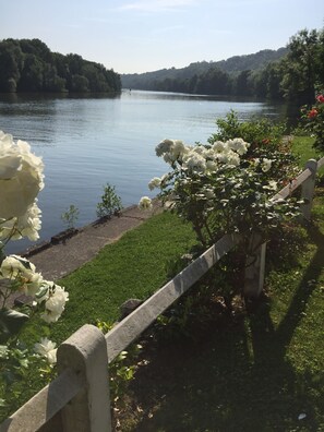 Double Room, River View | View from room - Hostellerie du Pavillon St Hubert (Gouvieux)