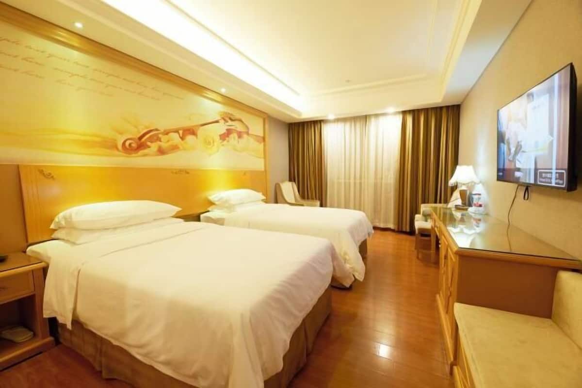 1 Schlafzimmer, Minibar, Zimmersafe, Schreibtisch