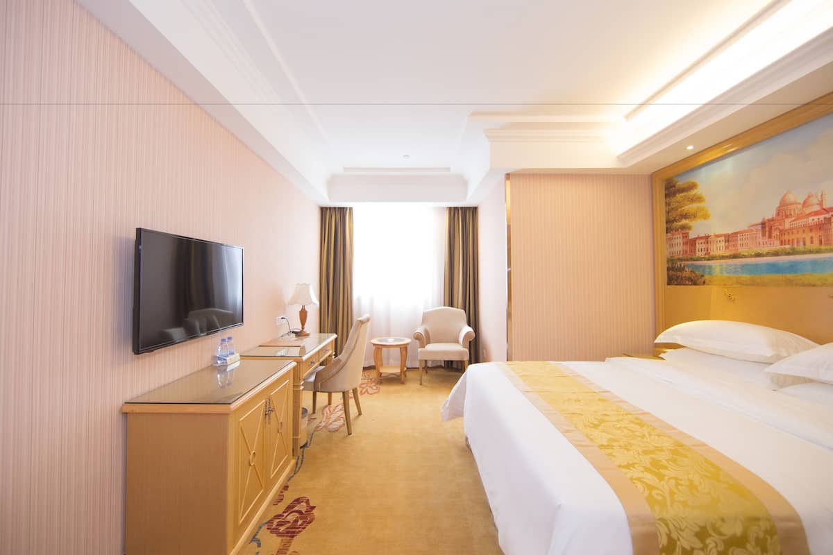 Deluxe-Doppelzimmer | 1 Schlafzimmer, Minibar, Zimmersafe, Schreibtisch