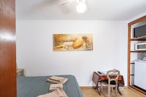 Habitació doble econòmica | Wifi gratuïta 