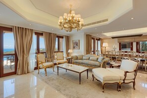 Villa exclusiva, 4 habitaciones, piscina privada (Athena) | Zona de estar | Una televisión de pantalla plana, un reproductor de DVD