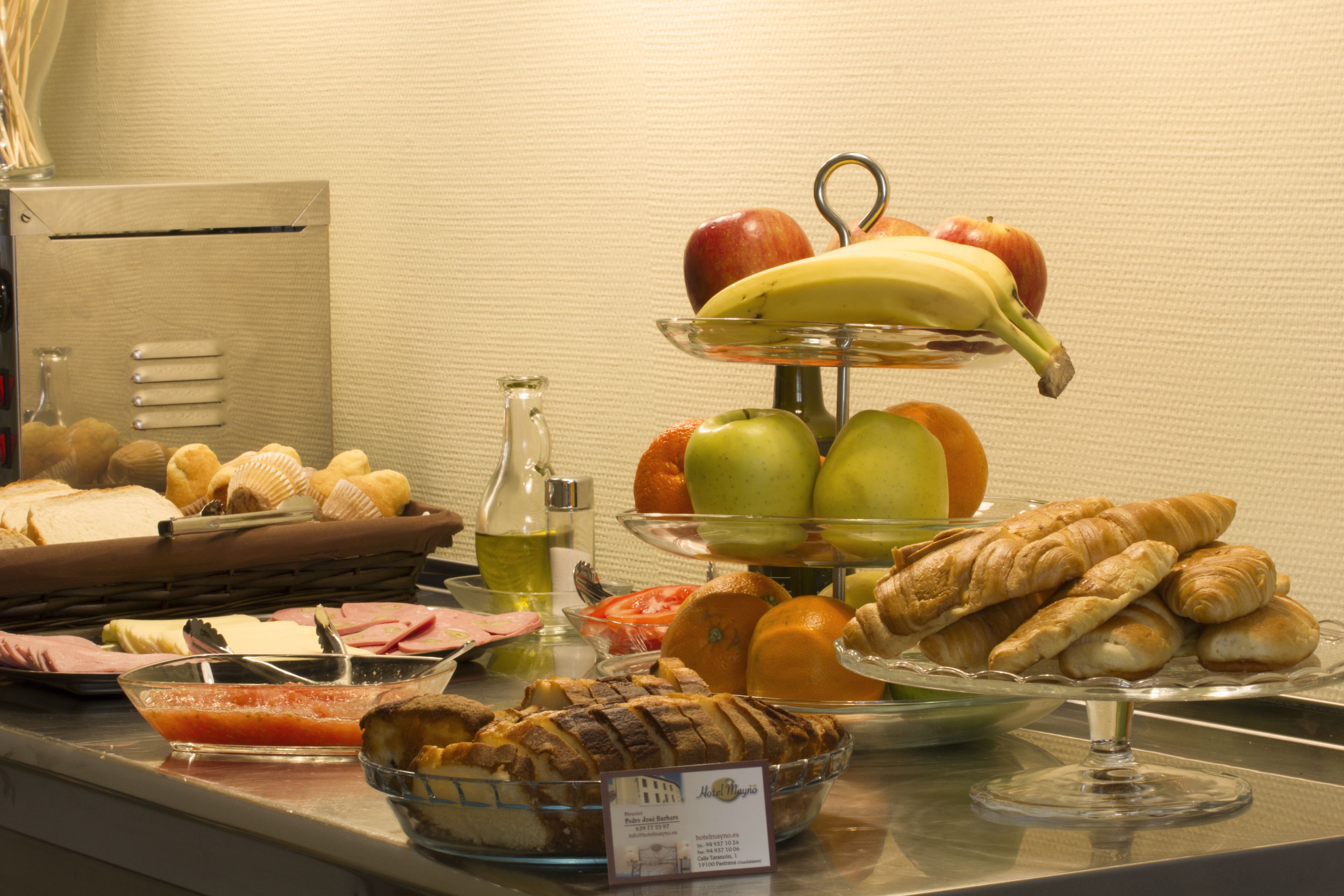 Desayuno bufé gratuito y diario