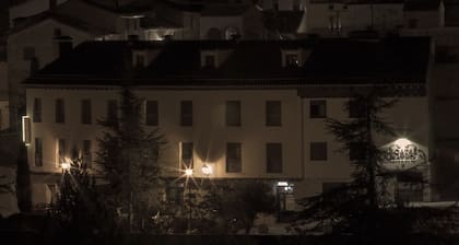 Hotel Mayno