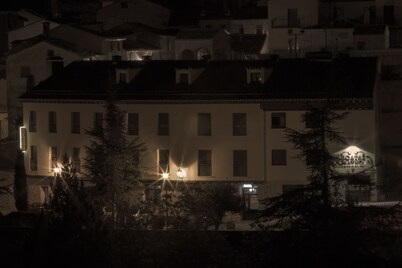 Hotel Mayno