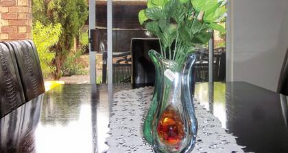 Franchise Sister Guest House