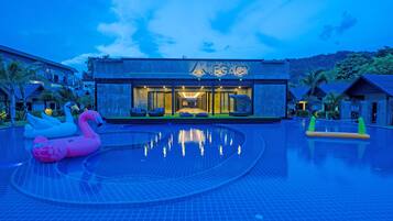 Kolam renang terbuka