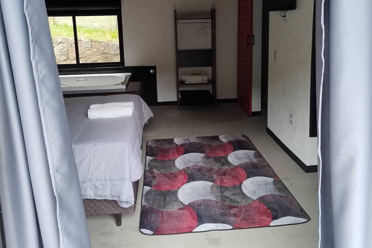 Comfort Double Room | 1 bilik tidur, bar mini, Internet berwayar percuma, cadar katil