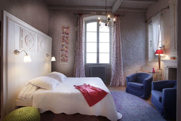 Tweepersoonskamer (Vignoble) | Luxe beddengoed, individueel gedecoreerd, individueel gemeubileerd