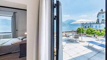 Panoramic Room, 1 Queen Bed, Non Smoking, Lake View | View from room