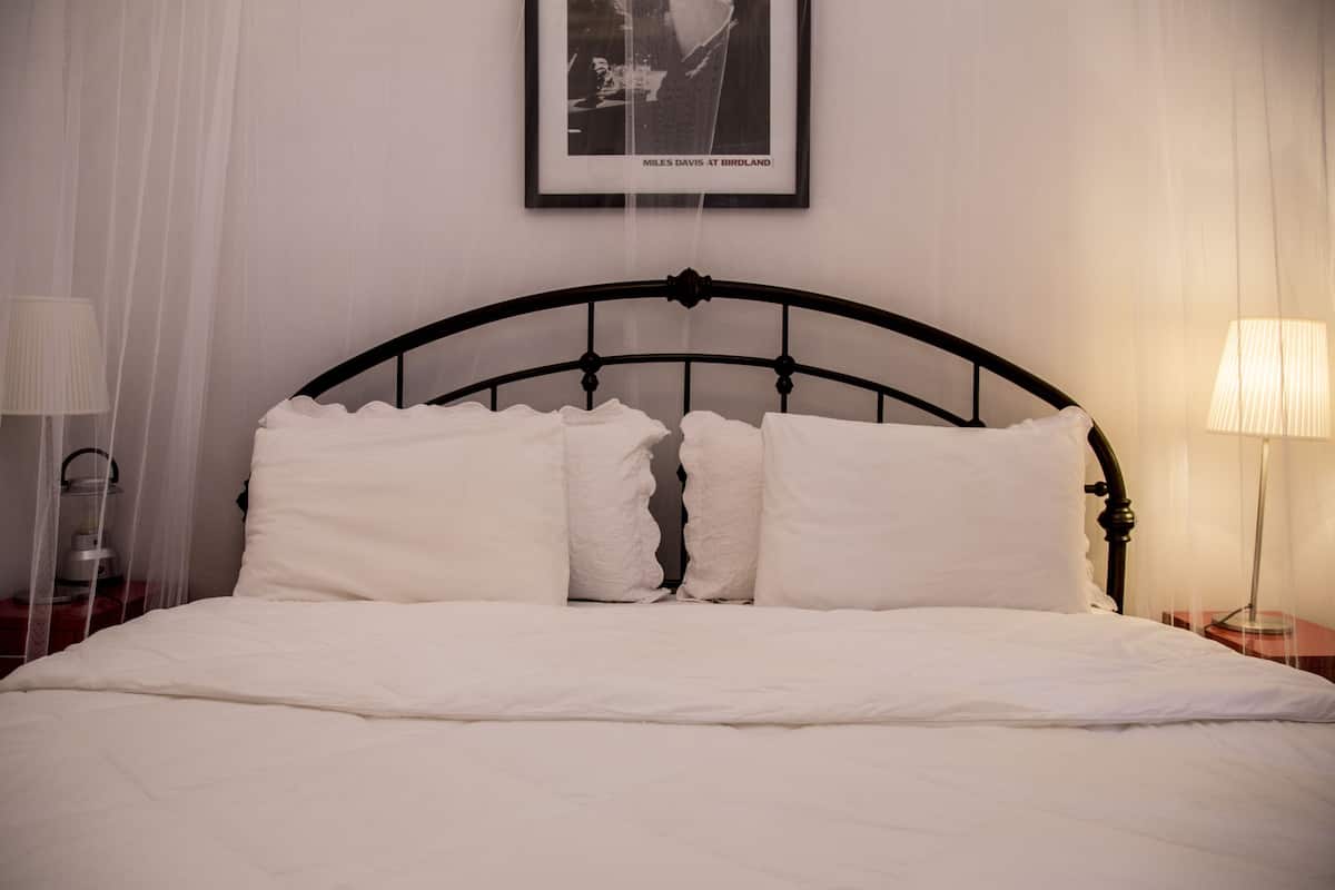 Standard Room | Free WiFi, bed sheets