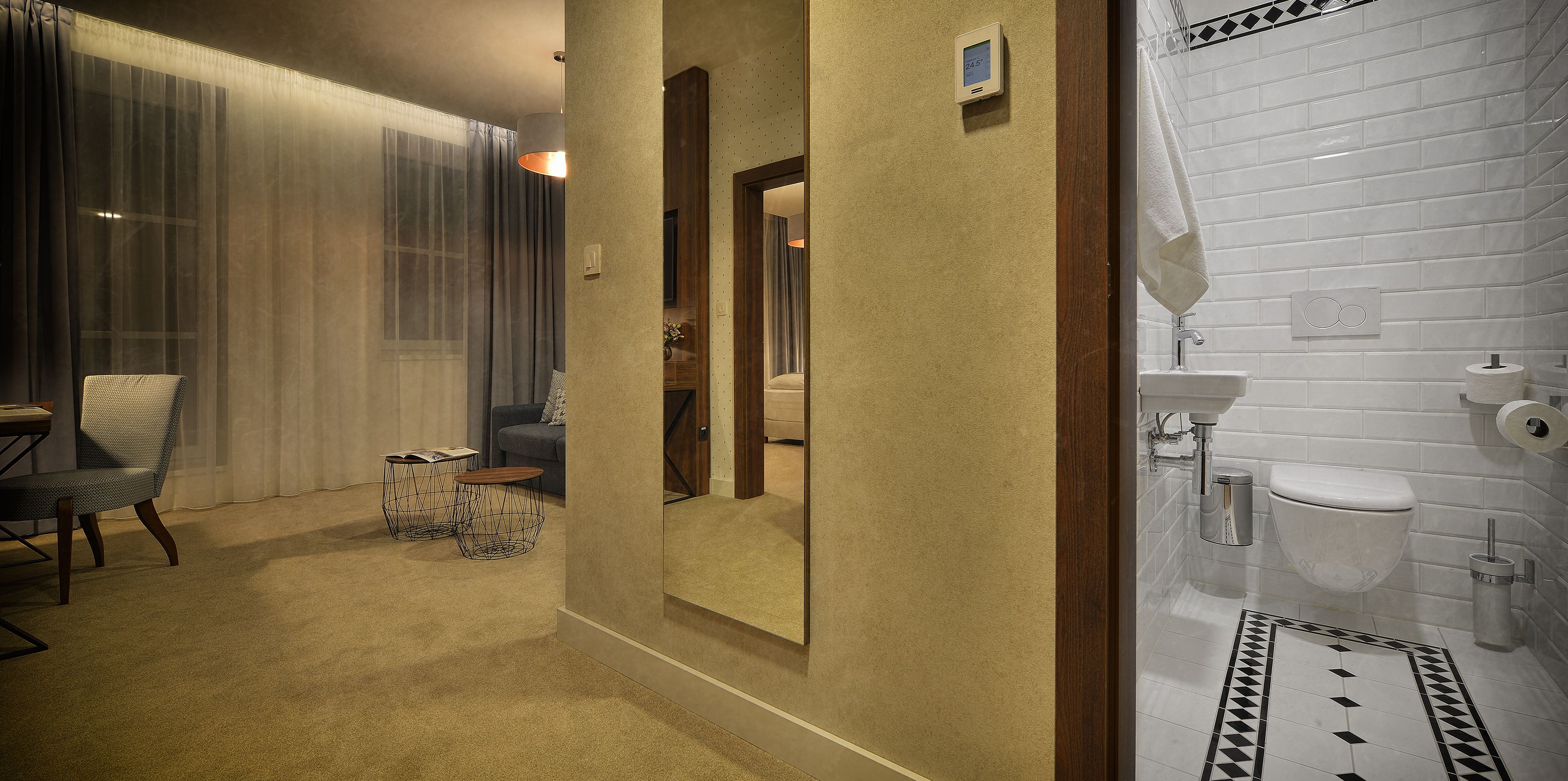 executive apartment (hotel eva)  | 1 bedroom, minibar, in-room safe, desk