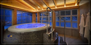 Couples treatment rooms, sauna, hot tub, steam room, Thai massages - Hotel Pod Lipou (Modra)