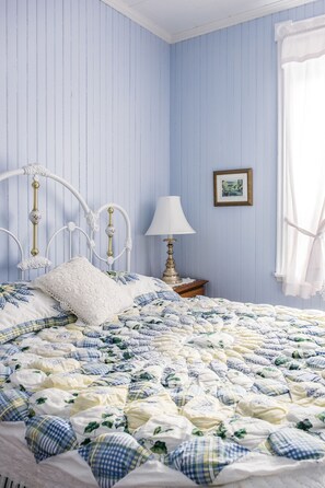 Zimmer, 1 Queen-Bett (Bleuet) | Kostenloses WLAN