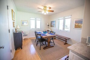House, 2 Bedrooms | Interior