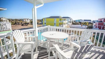 House, 2 Bedrooms | Property grounds