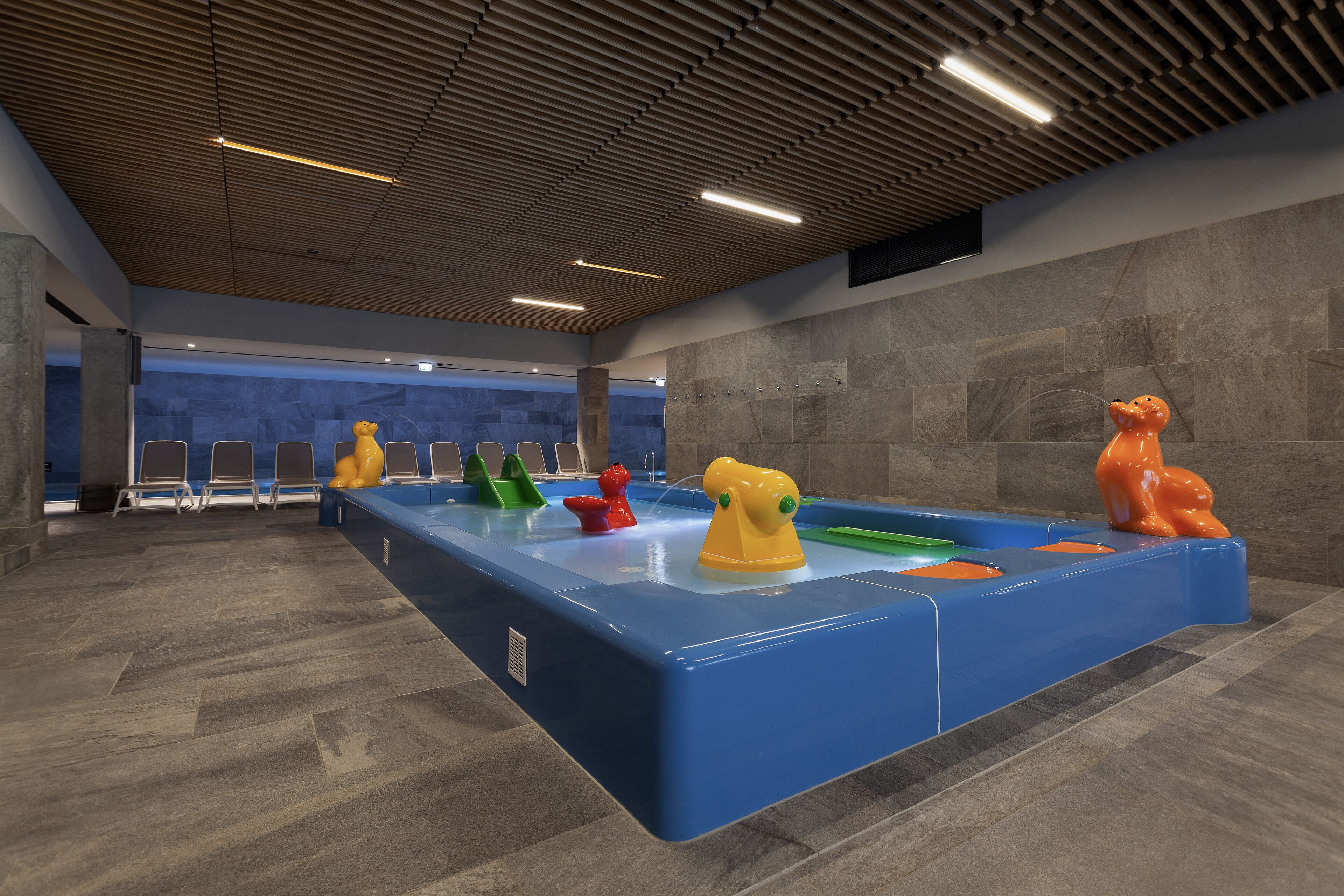 indoor pool, outdoor pool, open 9:00 am to 9:00 pm, pool loungers