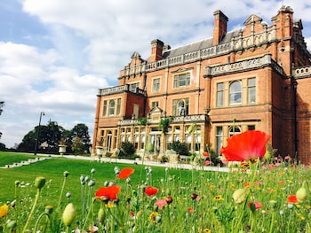 Rossington Hall
