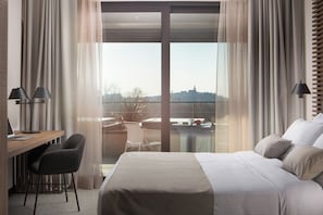 Minibar, in-room safe, desk, free cots/infant beds - Bed and Breakfast San Servolo (Buje)