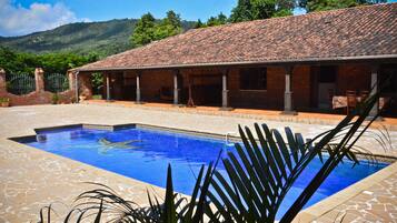 Alberca al aire libre