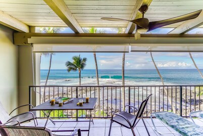 Kona Bali Kai 317 - Oceanfront 2 Bedroom Condo by RedAwning