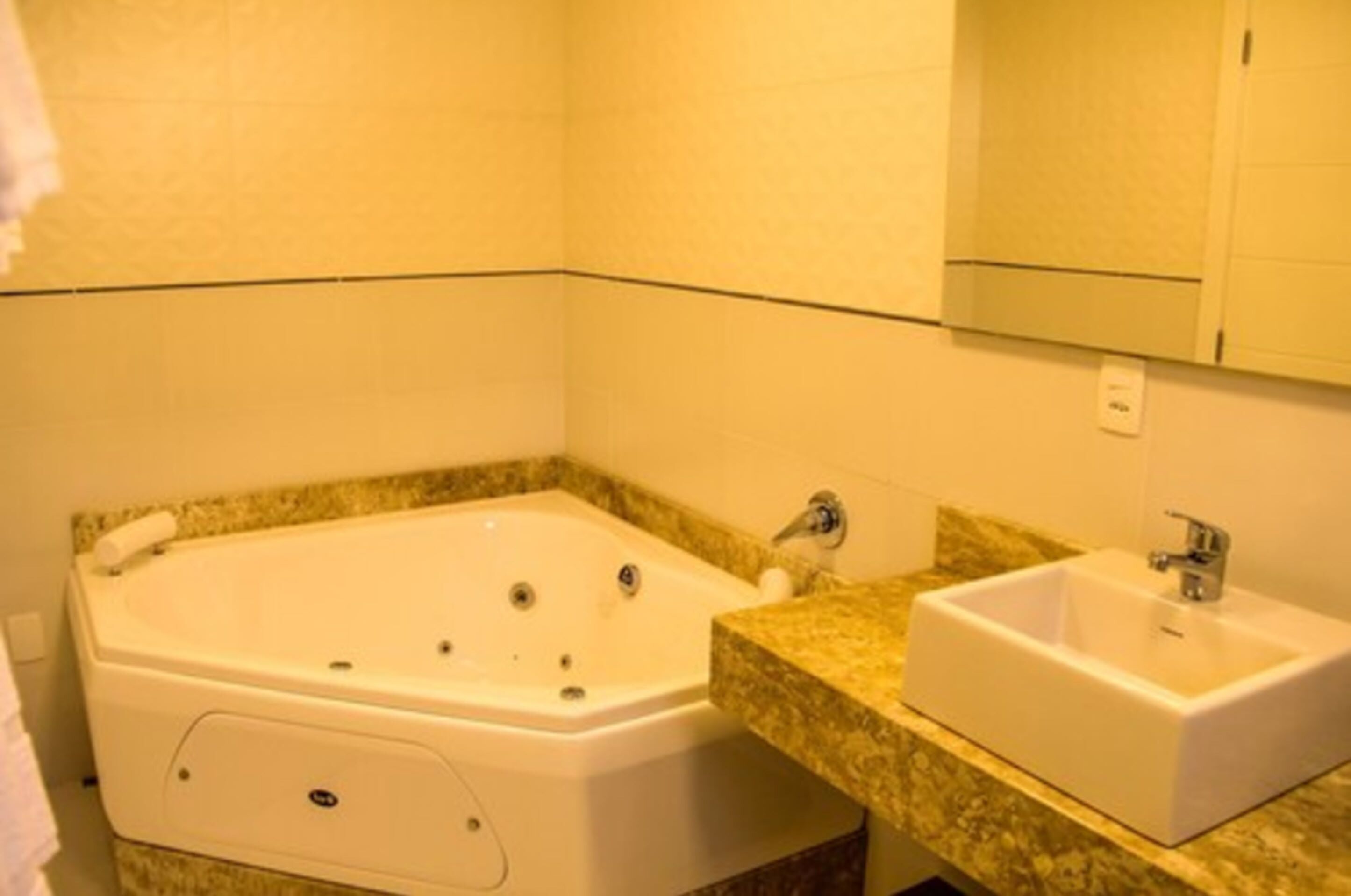 superior suite | premium bedding, minibar, in-room safe, desk