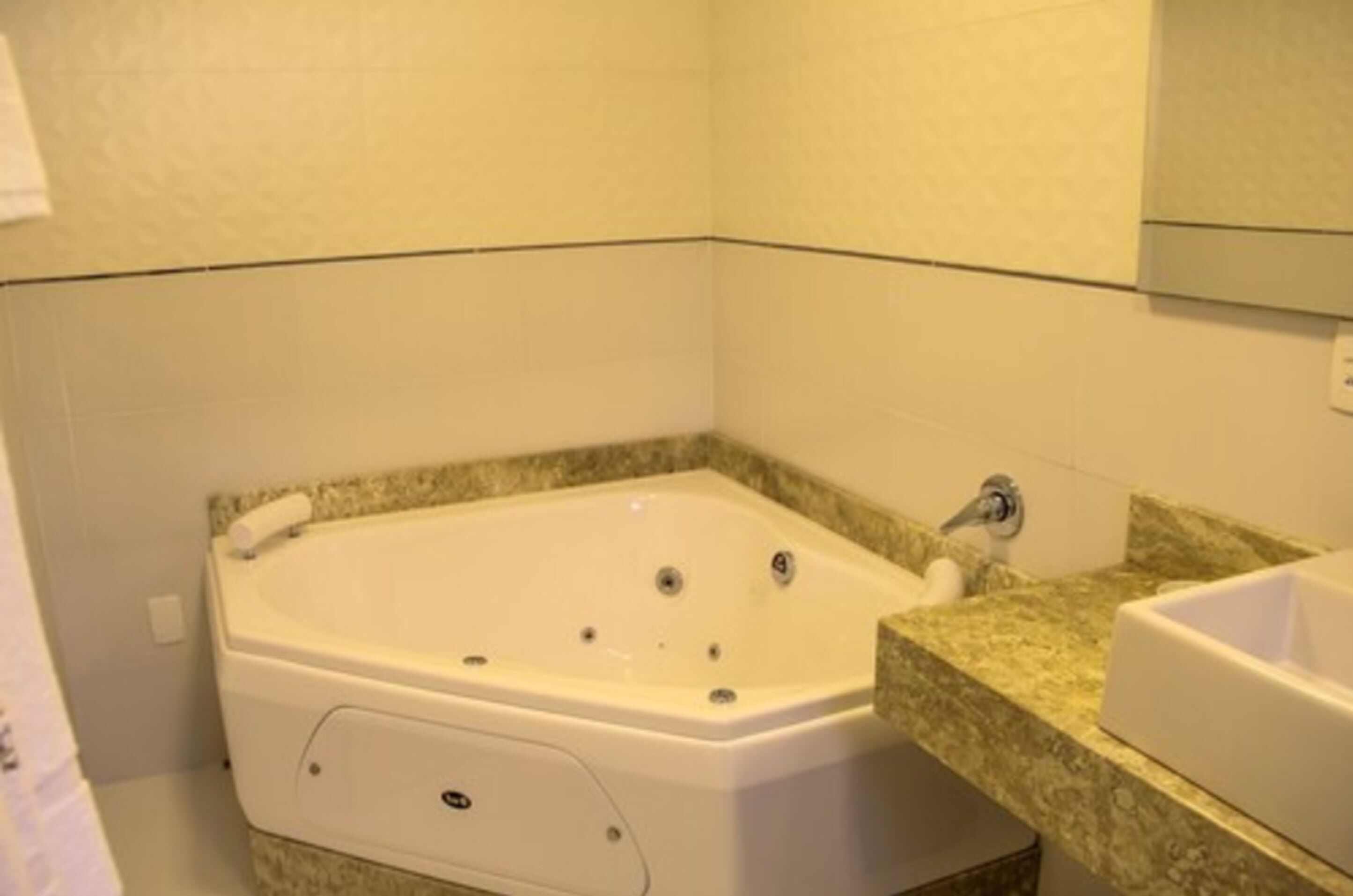 superior suite | premium bedding, minibar, in-room safe, desk