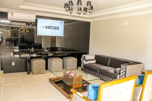 Sala de estar en el lobby