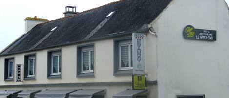 Fachada de la propiedad