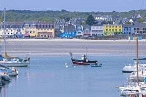 Am Strand, weißer Sandstrand