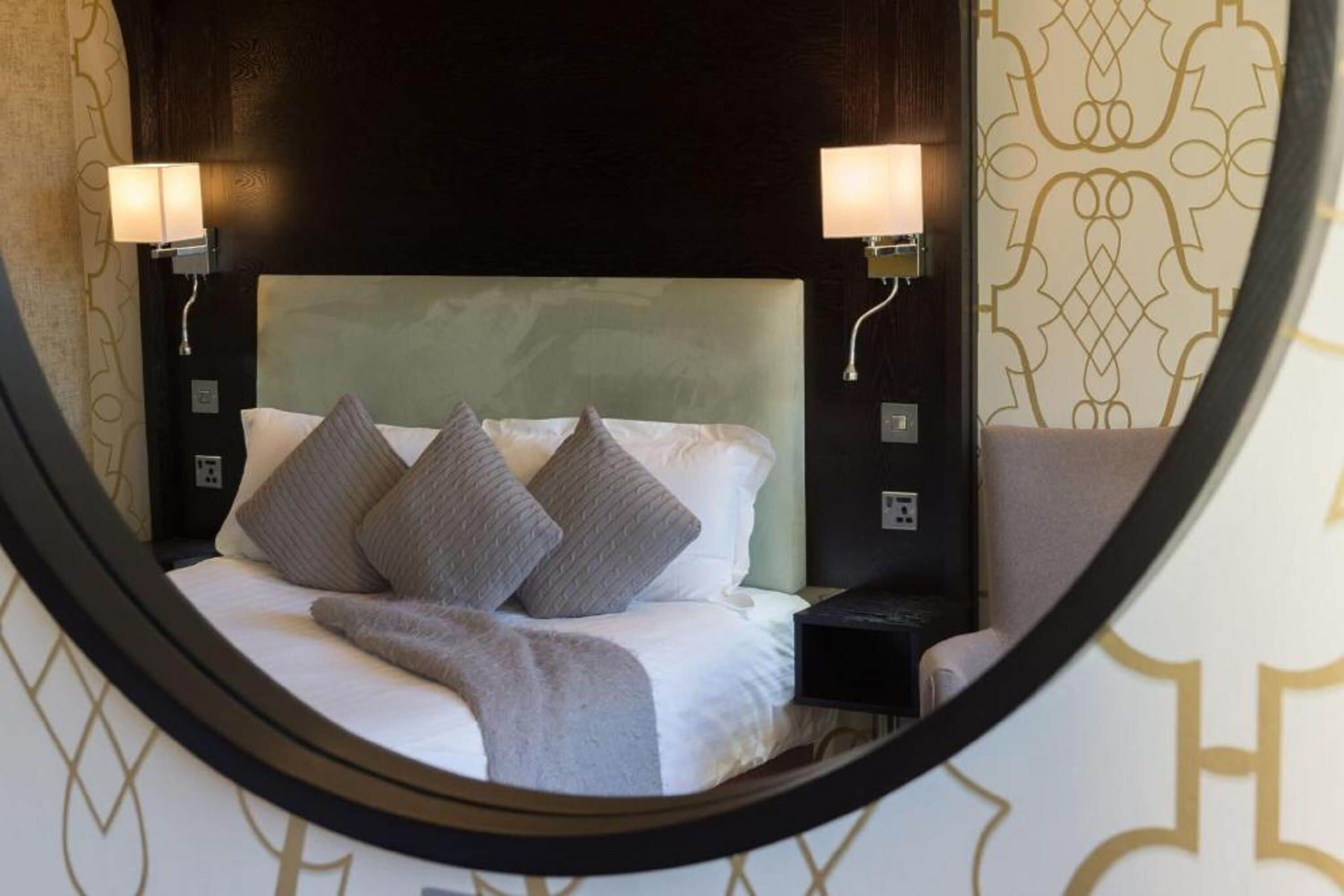 deluxe double room, city view | 1 bedroom, individually decorated, individually furnished, desk