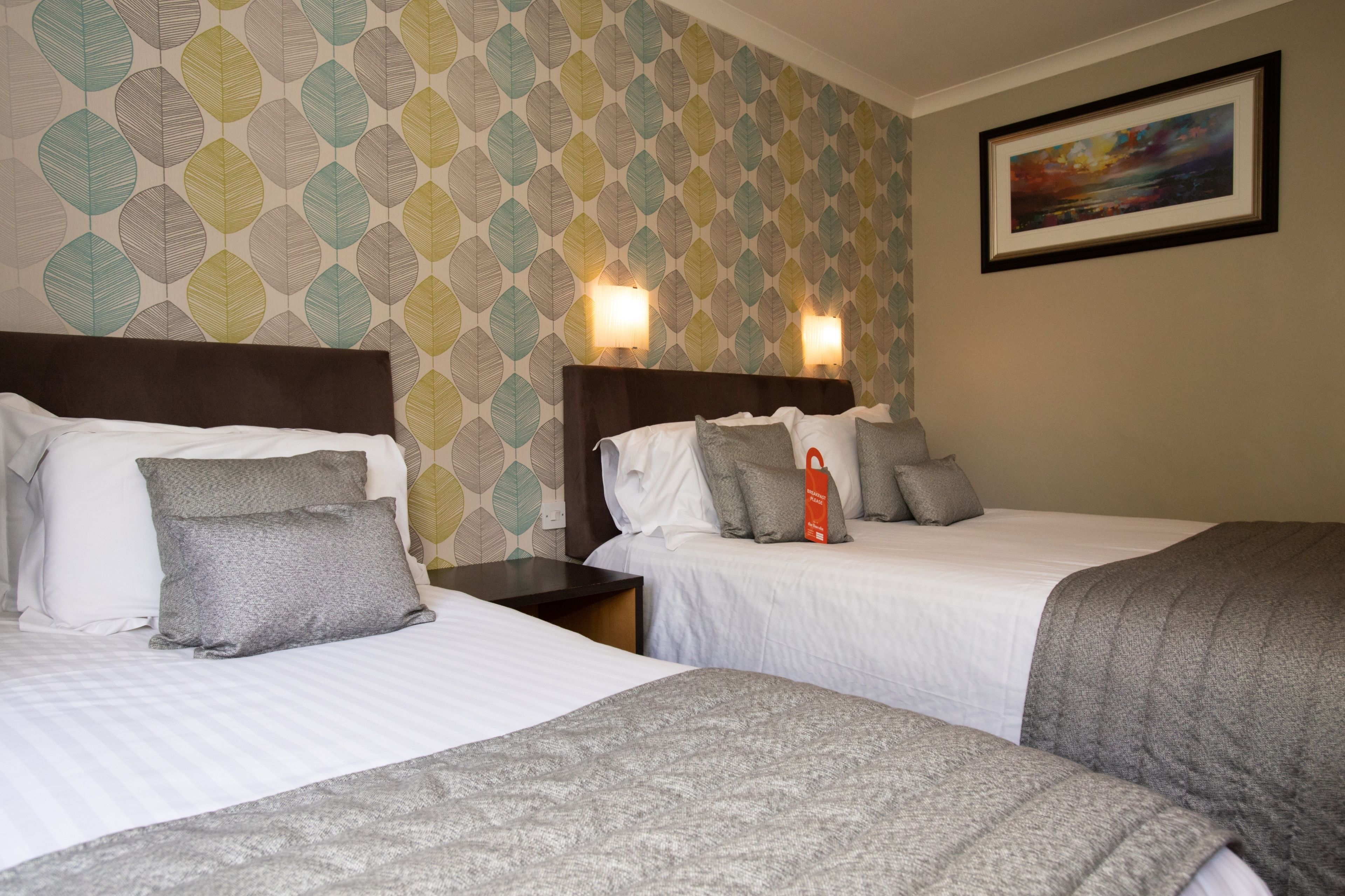 1 bedroom, individually decorated, individually furnished, desk