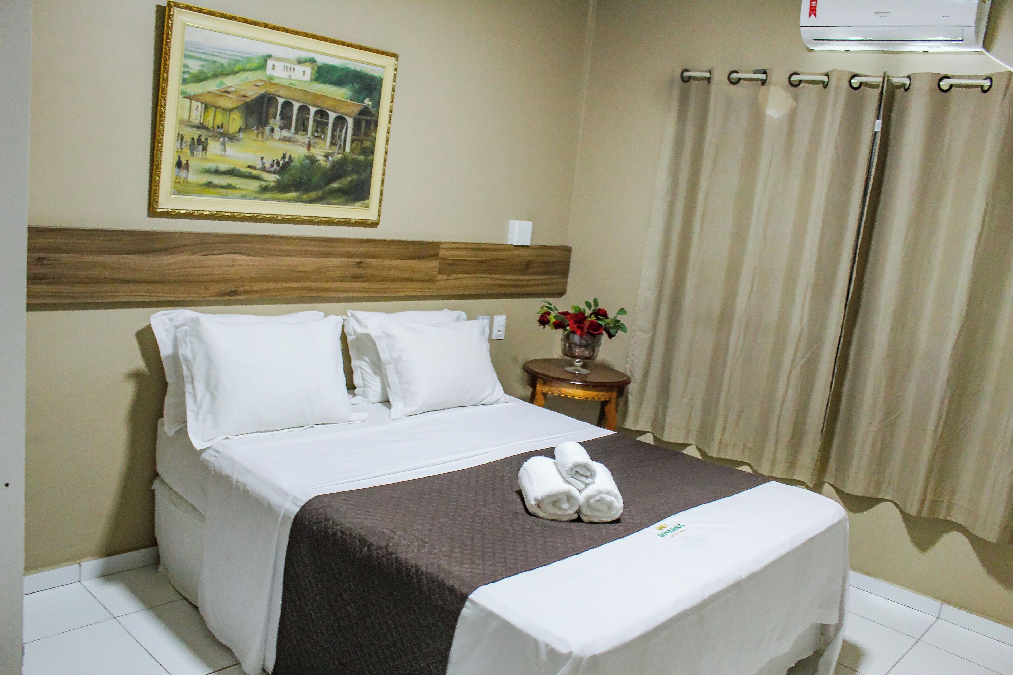 1 bedroom, minibar, desk, iron/ironing board