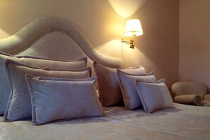 Suite | Minibar, in-room safe, blackout curtains, soundproofing - Hotel Marina del Faro Resort (Termas de Rio Hondo)