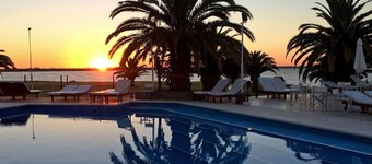 Hotel Marina del Faro Resort