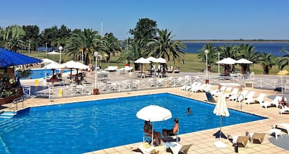 Hotel Marina del Faro Resort