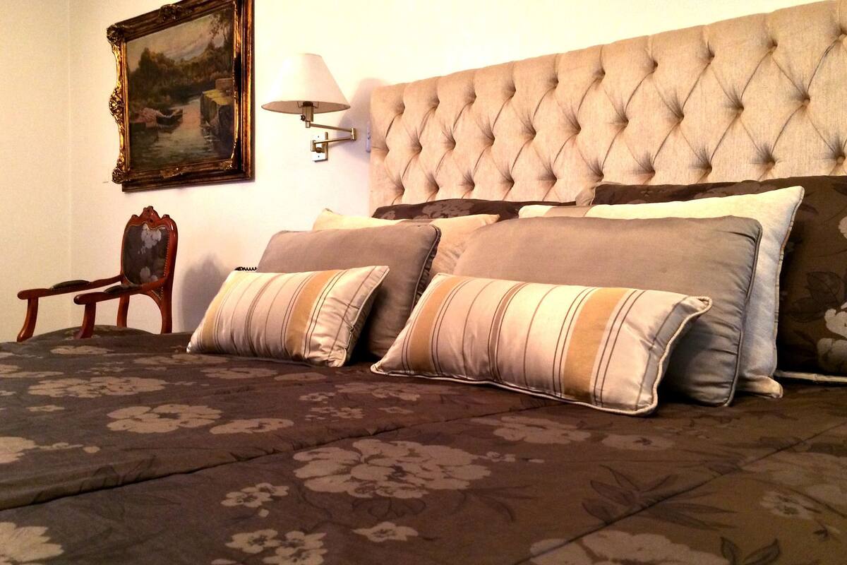 Suite | Minibar, in-room safe, blackout drapes, soundproofing