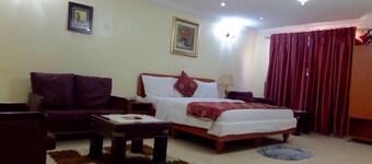 Deen Apartment Services