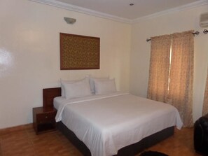 Classic Room, 1 Double Bed - Bay Suites (Lagos)