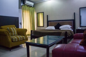 Executive Double Room | Free WiFi - Georgetown Hotel (Lagos)