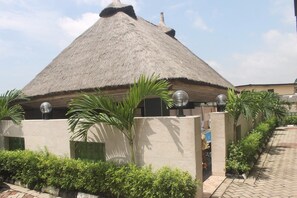 Ngoại thất