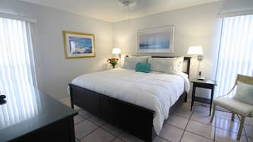 Superior Penthouse, Partial Ocean View, Sea Facing (no elevator access) | Down comforters, in-room safe, soundproofing, iron/ironing board
