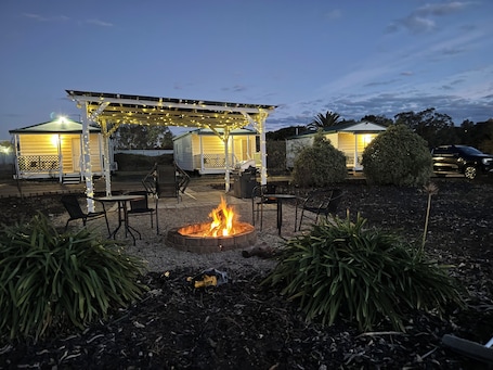 Exterior. Junee Motor Inn