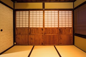2 bedrooms, free WiFi, bed sheets - Korakuan (Kyoto)