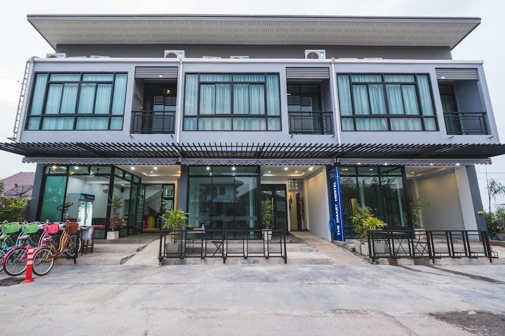 The Smart Hostel