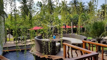 Sun deck