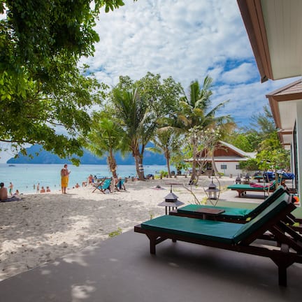 Beachfront Villa Indoor Shower | View from room