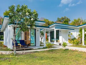 In-room safe, desk, free WiFi - Paradise Resort PHI PHI (Ko Phi Phi)